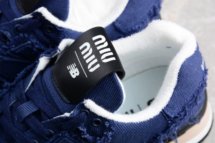 NEW BALANCE SNEAKER 012