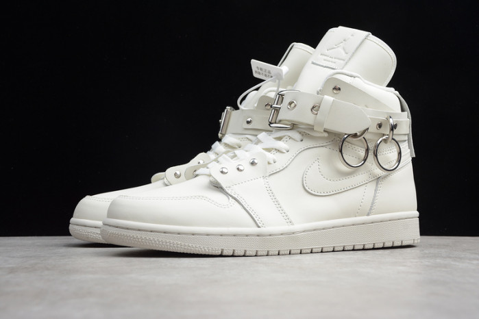 AIR JORDAN 1 RETRO HIGH COMME DES GARCONS