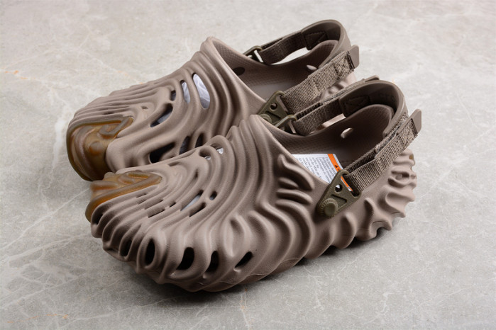 crocs x Salehe Bembury C00004