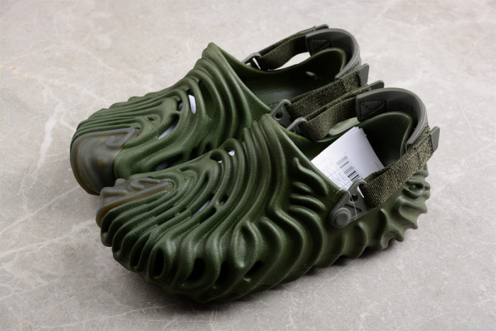 crocs x Salehe Bembury C00002