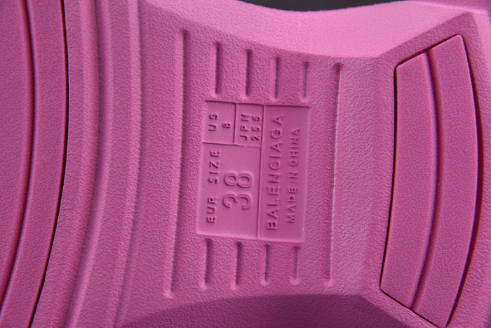Balenciag* Sandal17