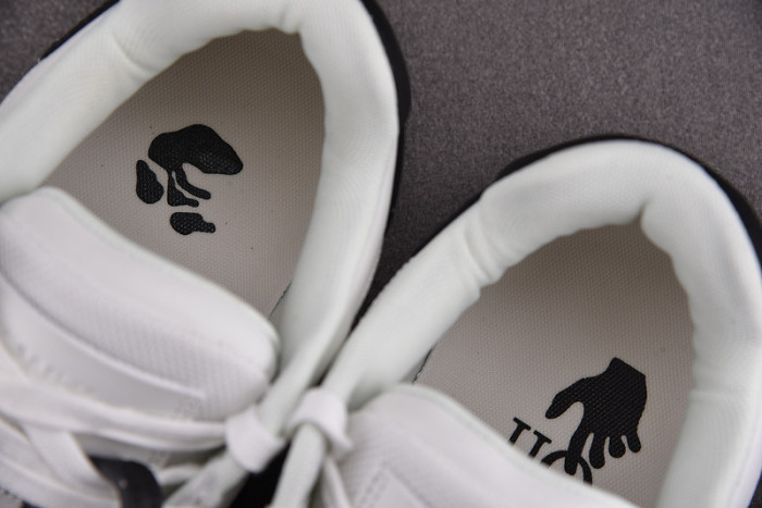 OFW SNEAKER