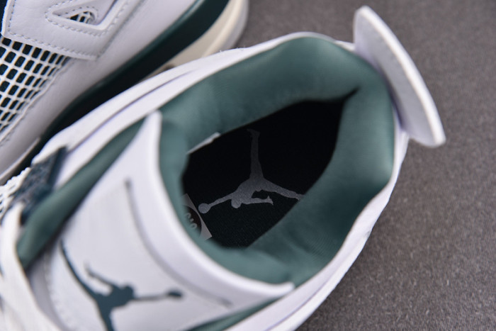 Air Jordan 4 “Oxidized Green” FQ8138-103