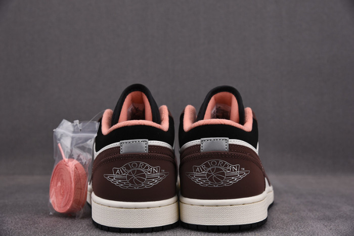 Air Jordan 1 Low