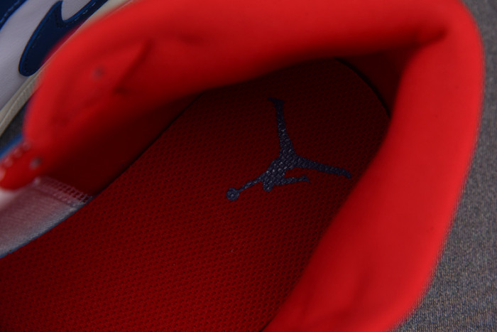 Air Jordan 1 Mid