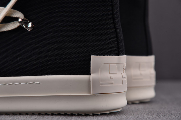 Rick Owen RO000301