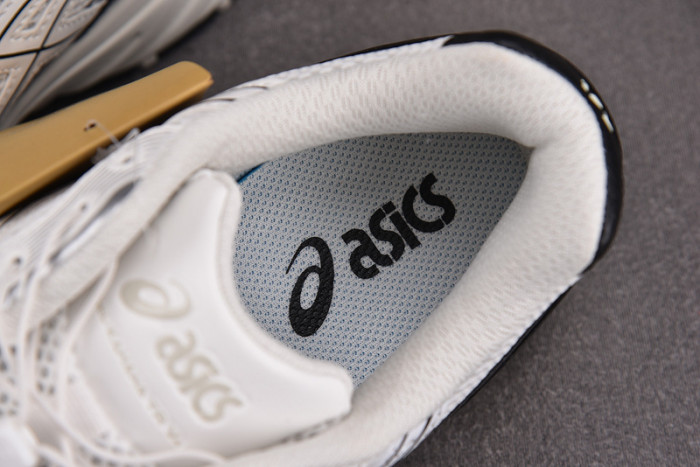As*ic*s gel kayano tr v4
