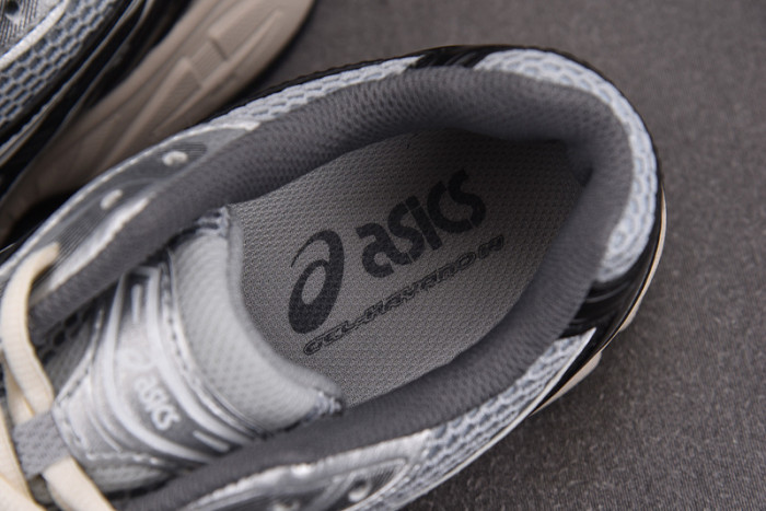 ASICS Gel Kayano 14 