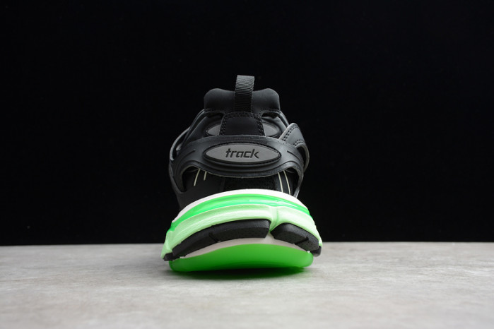 TRACK SNEAKER TS019