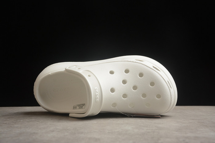CROCS SCANDAL C00031