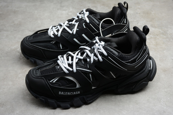 TRACK SNEAKER TS180