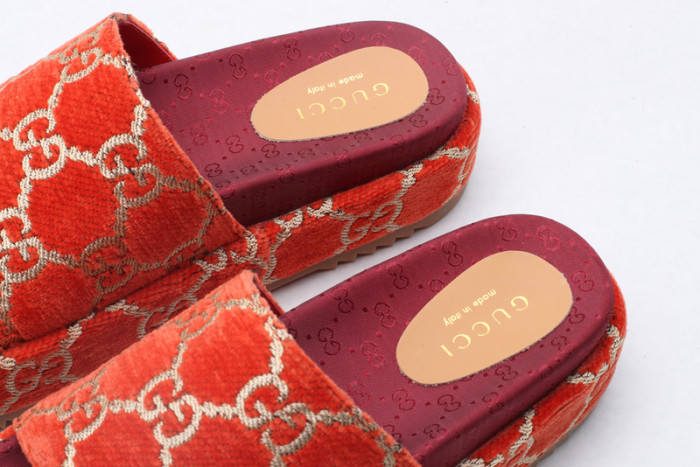 Gucc* Sandal84
