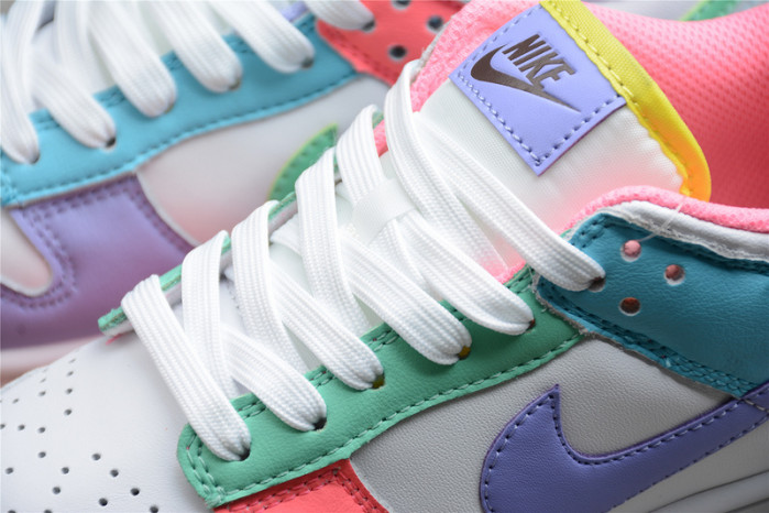 NIKE SB DUNK LOW “EASTER” DD1872-100