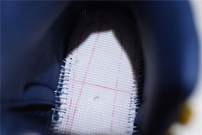 Air Jordan 12 Michigan BQ3180-407
