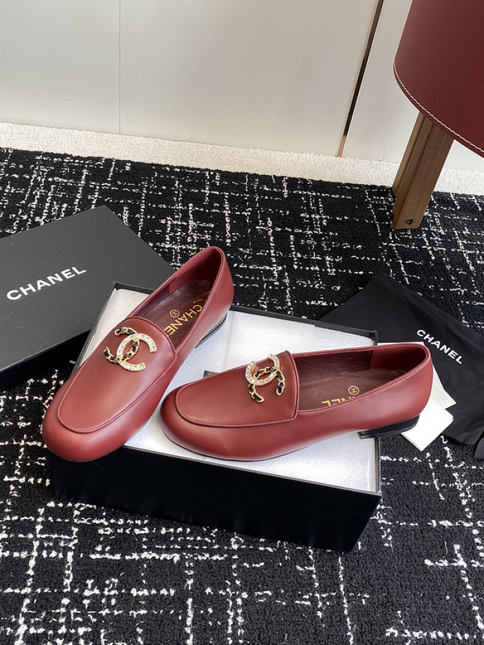 Chane* SNEAKERS