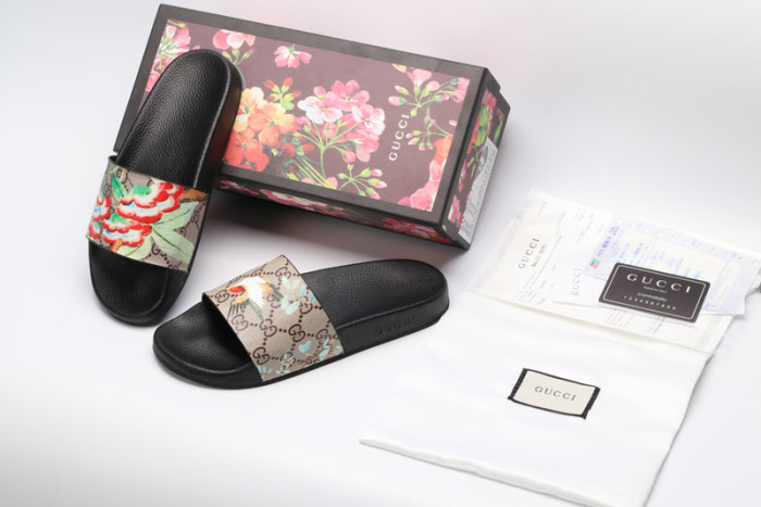 Gucc* Sandal58