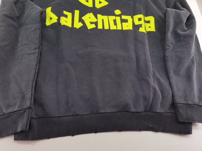 Balenciag**a CLOTHES BAC00001