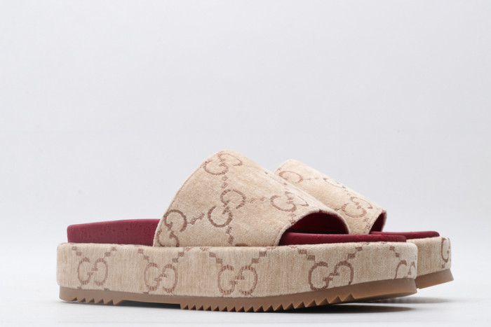 Gucc* Sandal85