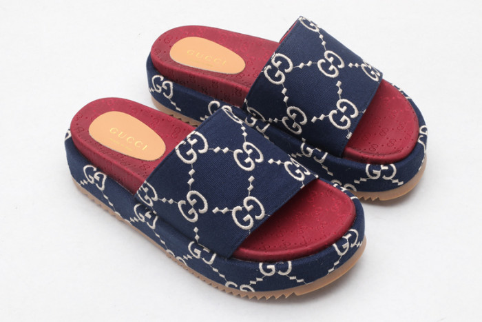 Gucc* Sandal79