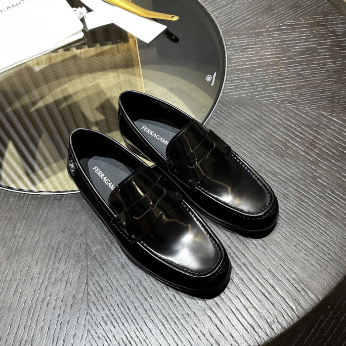 FENDI LOAFERS