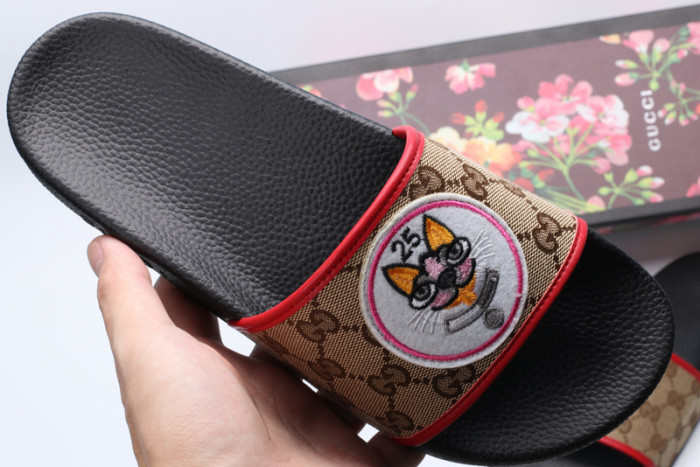 Gucc* Sandal63