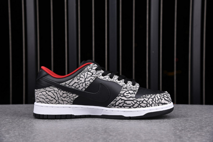 S*p*e x dunk low pro sb