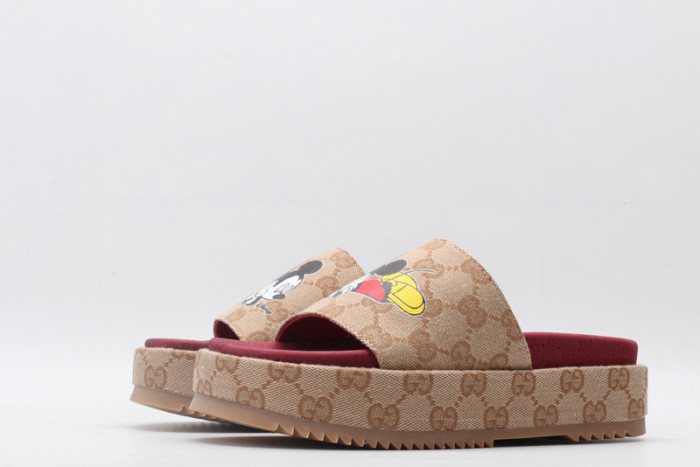 Gucc* Sandal71