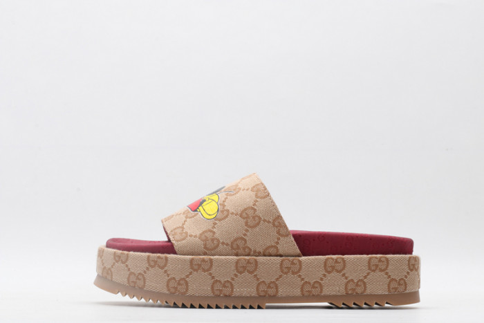 Gucc* Sandal71