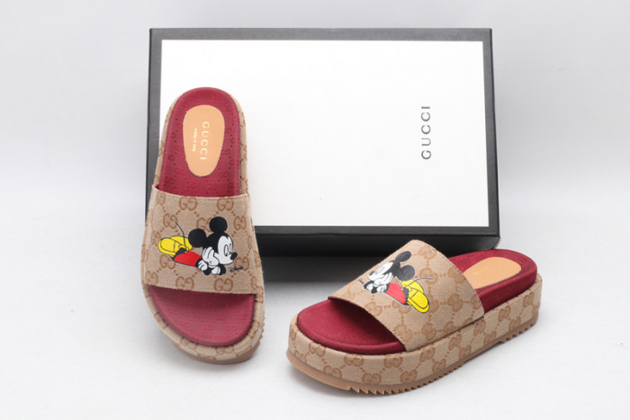 Gucc* Sandal71