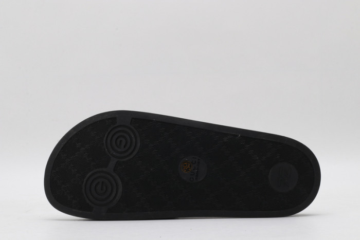 Gucc* Sandal51
