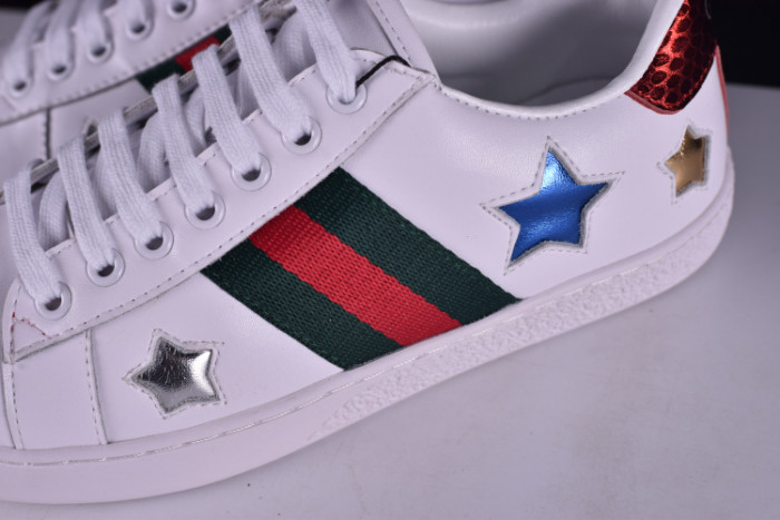 G*u*i ace embroidered low-top sneaker with colorful stars 431942-a38g1