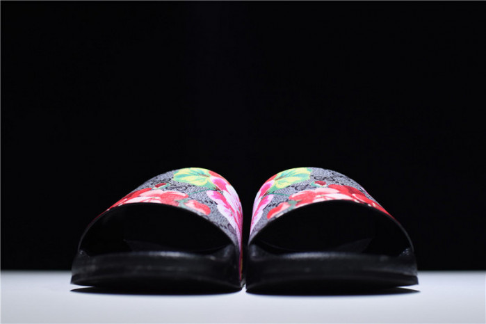 Gucc* Sandal4