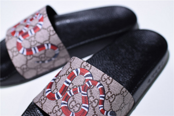 Gucc* Sandal8