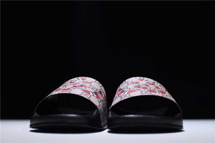 Gucc* Sandal8