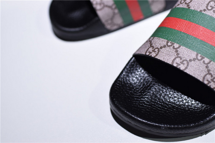 Gucc* Sandal7