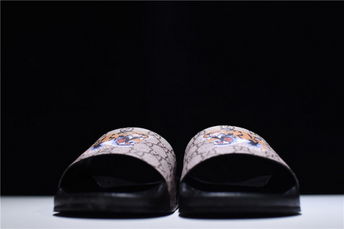 Gucc* Sandal5