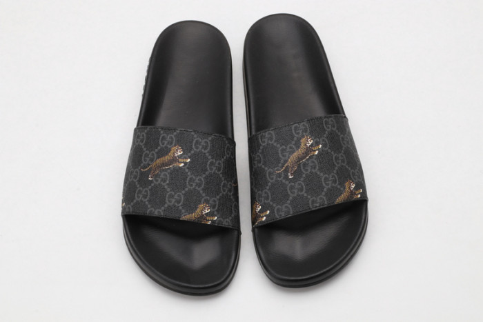 Gucc* Sandal52