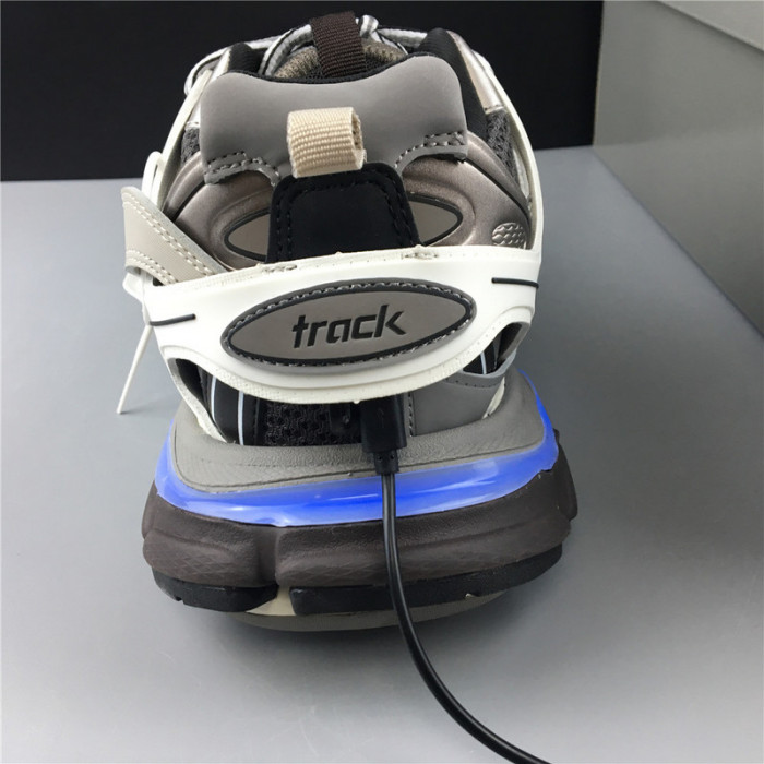 TRACK SNEAKER TS018