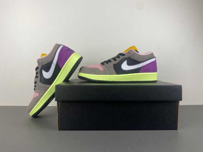 Air Jordan 1 Low SE 