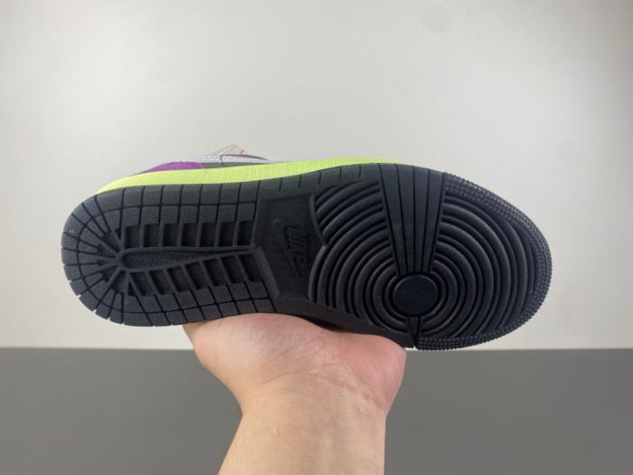 Air Jordan 1 Low SE 