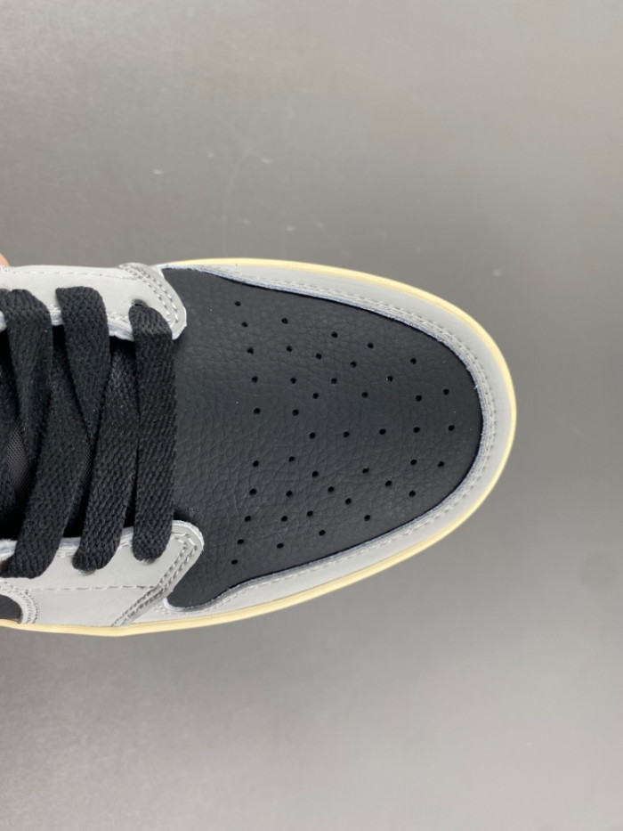 Air Jordan 1 Low 