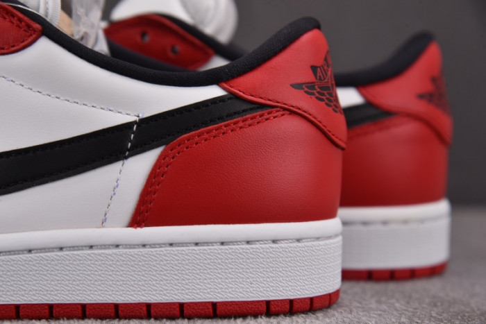 Air Jordan 1 Retro Low OG 