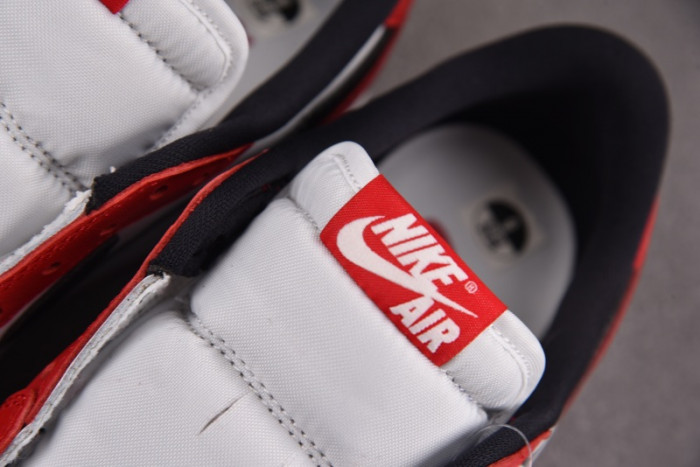 Air Jordan 1 Retro Low OG 