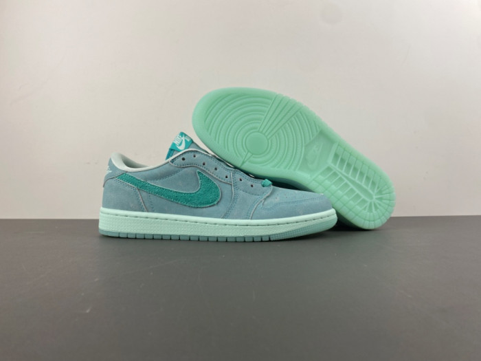 Air Jordan 1 Retro Low OG 