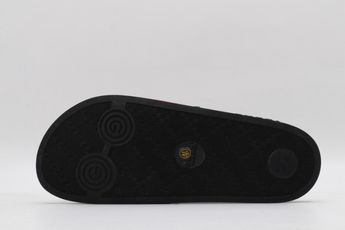 Gucc* Sandal46
