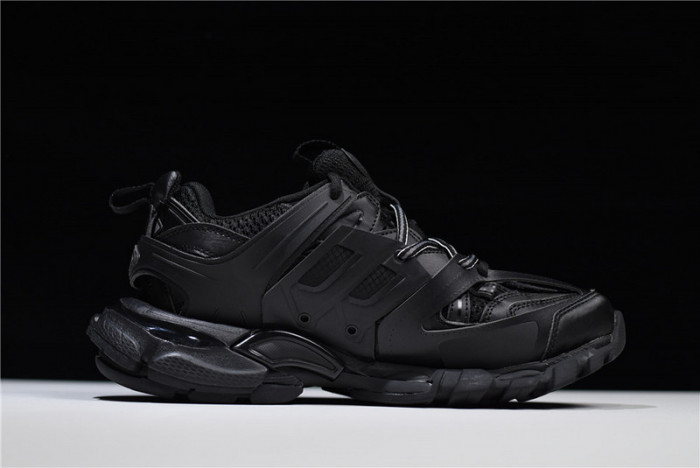 TRACK SNEAKER TS007