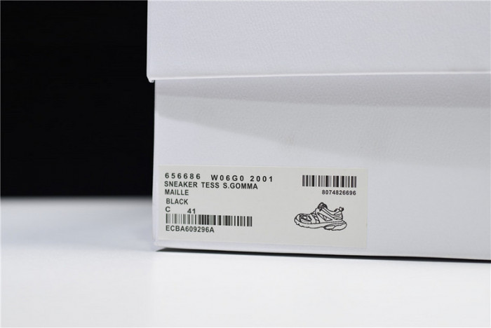 TRACK SNEAKER TS007