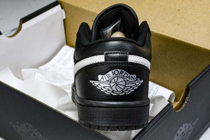 Air Jordan 1 Low