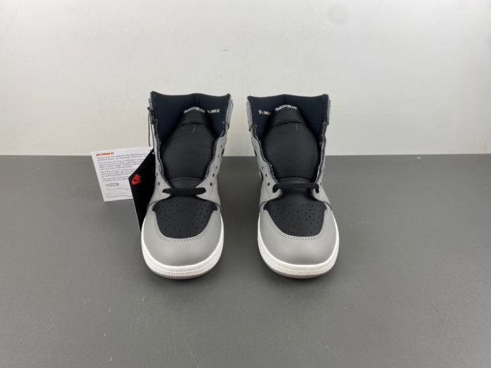 AIR JORDAN 1 Retro High 