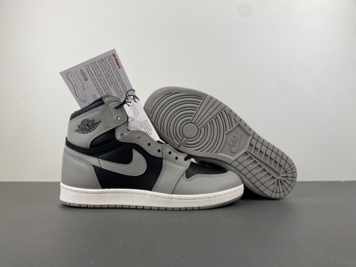 AIR JORDAN 1 Retro High 